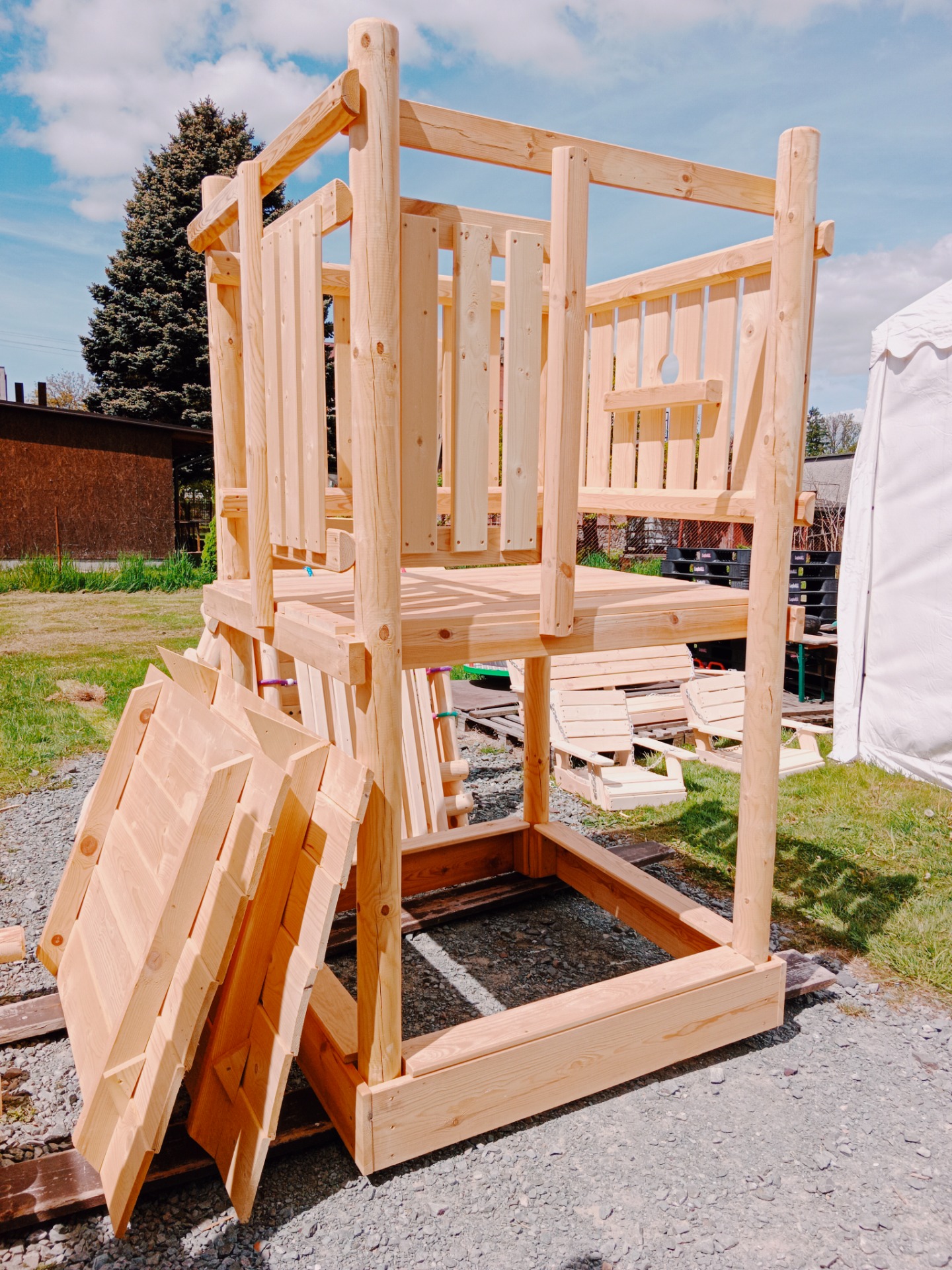 VĚŽE A KOMPONENTY - SMONTOVÁNY